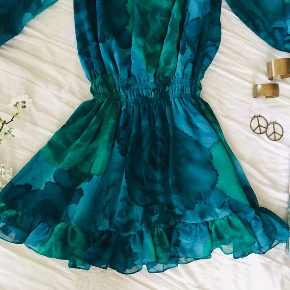 Turquoise Floral Chiffon Bell Sleeve Express Dress - Picture 3 of 5